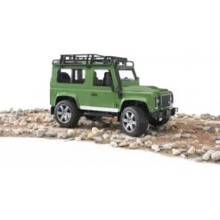 Vedes Bruder 02590 Land Rover Defender Station Wagon -Brio shop bruder 02590 land rover defender station wagon 4